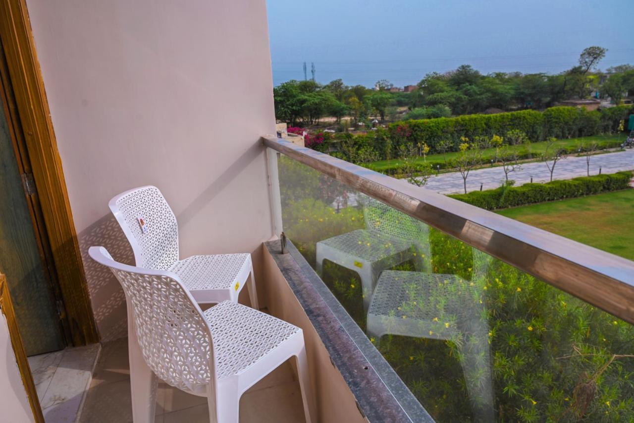 The Govindam Resort Vrindāvan 外观 照片