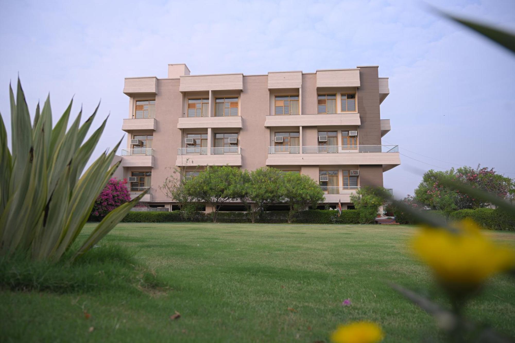 The Govindam Resort Vrindāvan 外观 照片